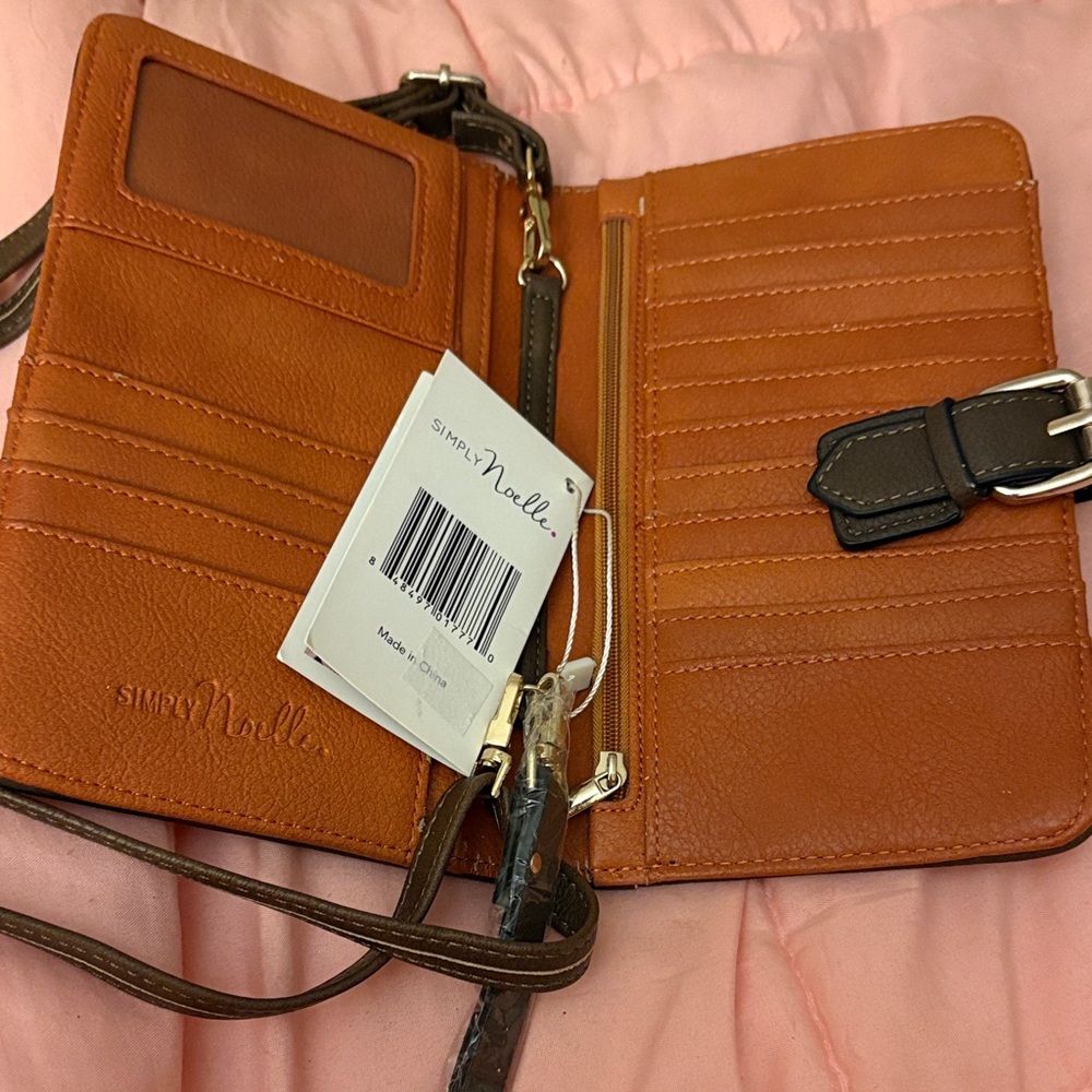 Simply Noelle Brown Crossbody Wallet